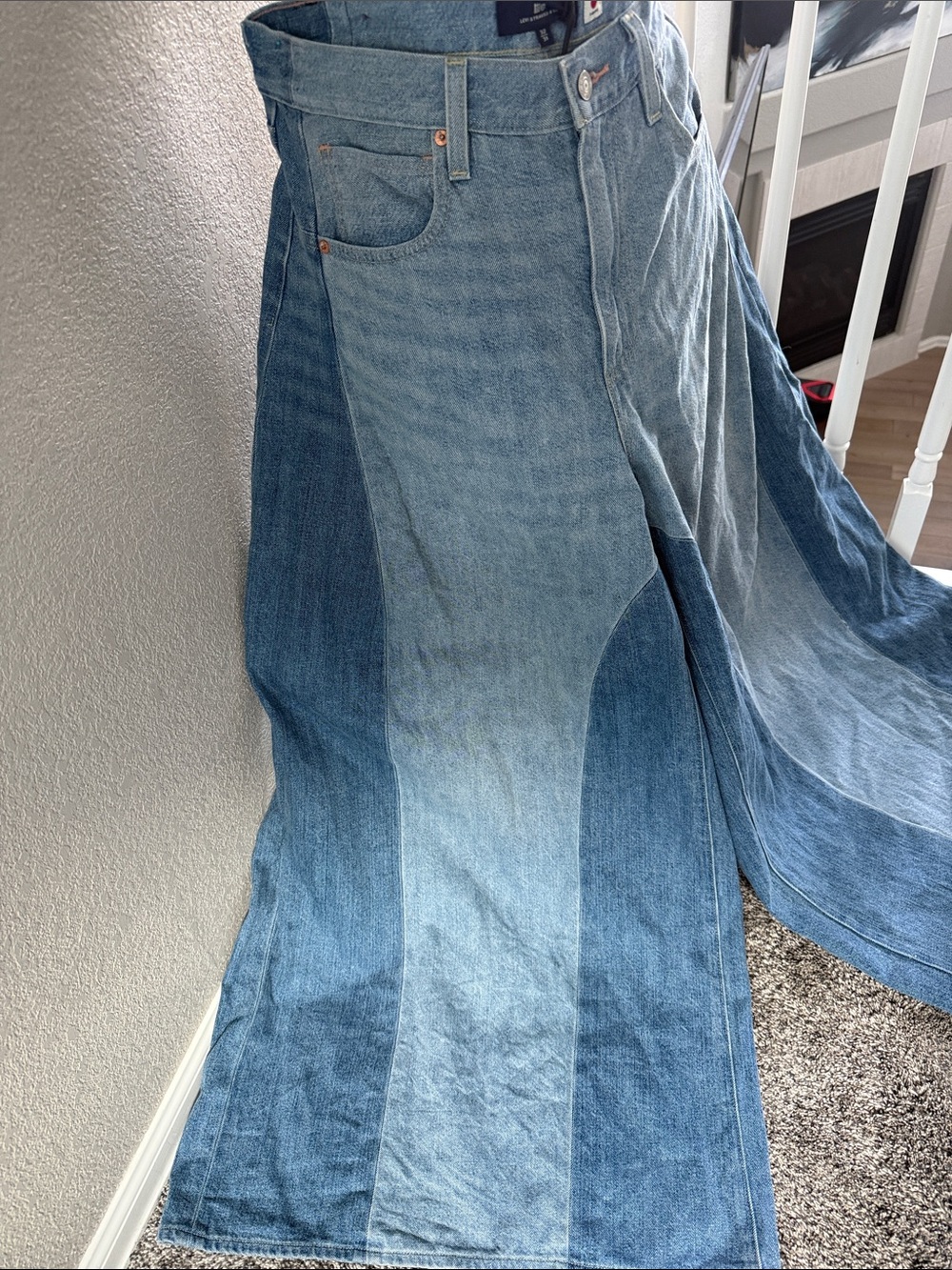 NWT Rare Levi's Premium Blue Tab Roper Extra Wide Leg Patchwork Jeans - Size 32 - Picture 4 of 14